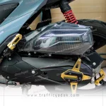 درب هواکش شیشه ای موتور سیکلت کلیک